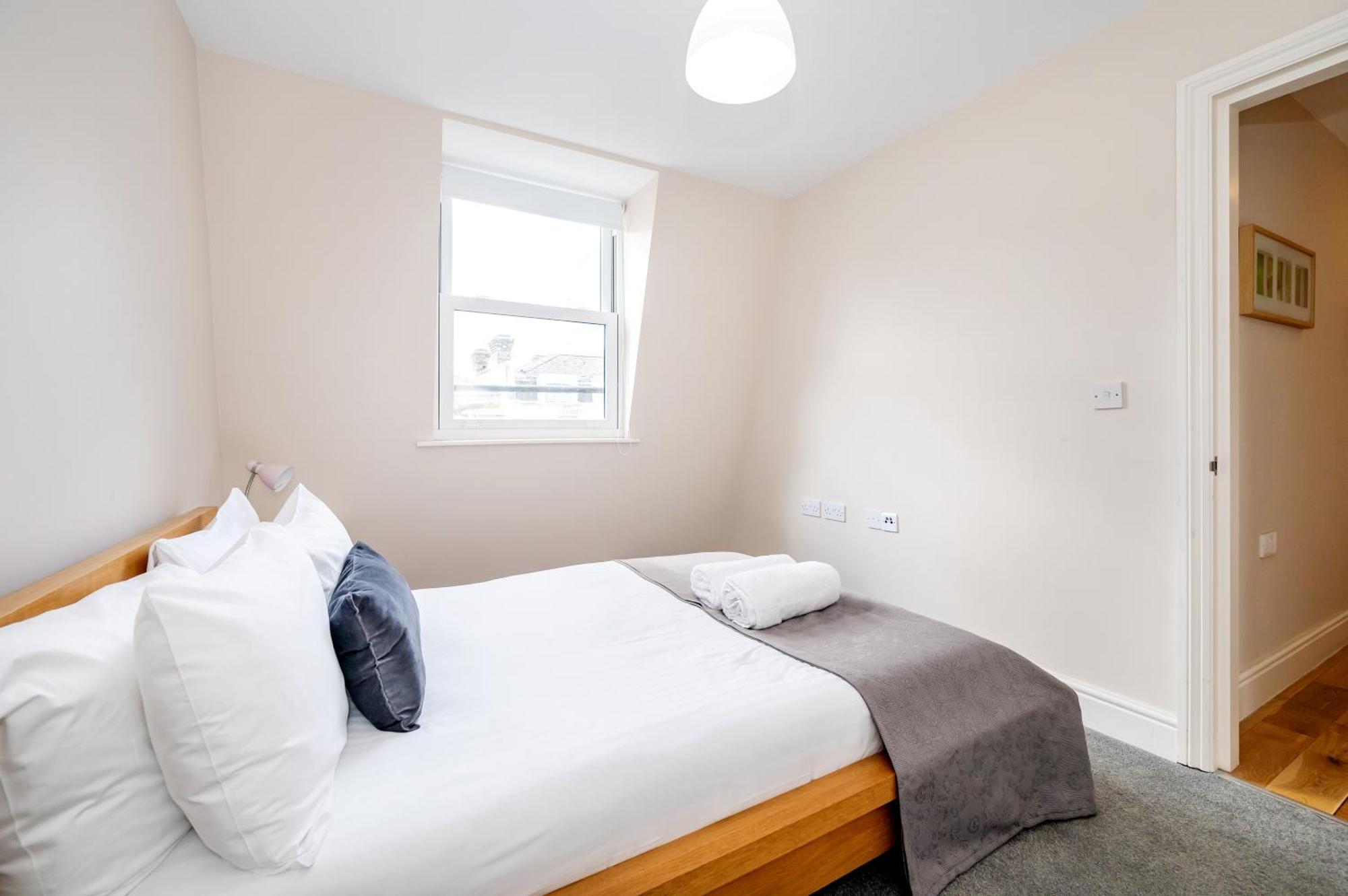 Paddington Modern Apartments Лондон Экстерьер фото