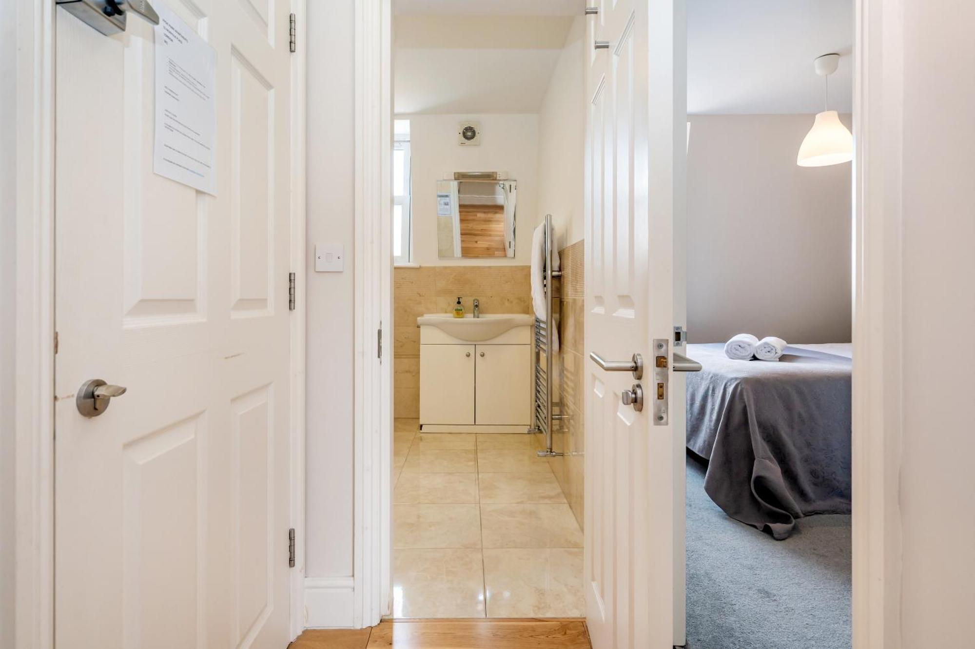Paddington Modern Apartments Лондон Экстерьер фото